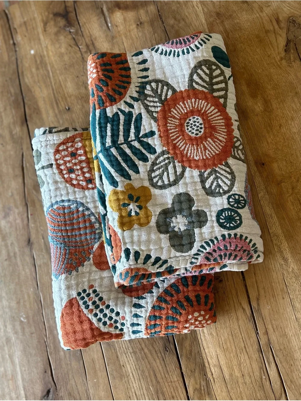 VTG style Floral Quilted cotton kitchen or bathroom towels  - Multi Color Boho